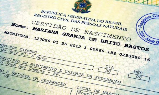 Certidão de nascimento é gratuita - Mamãe & Cia
