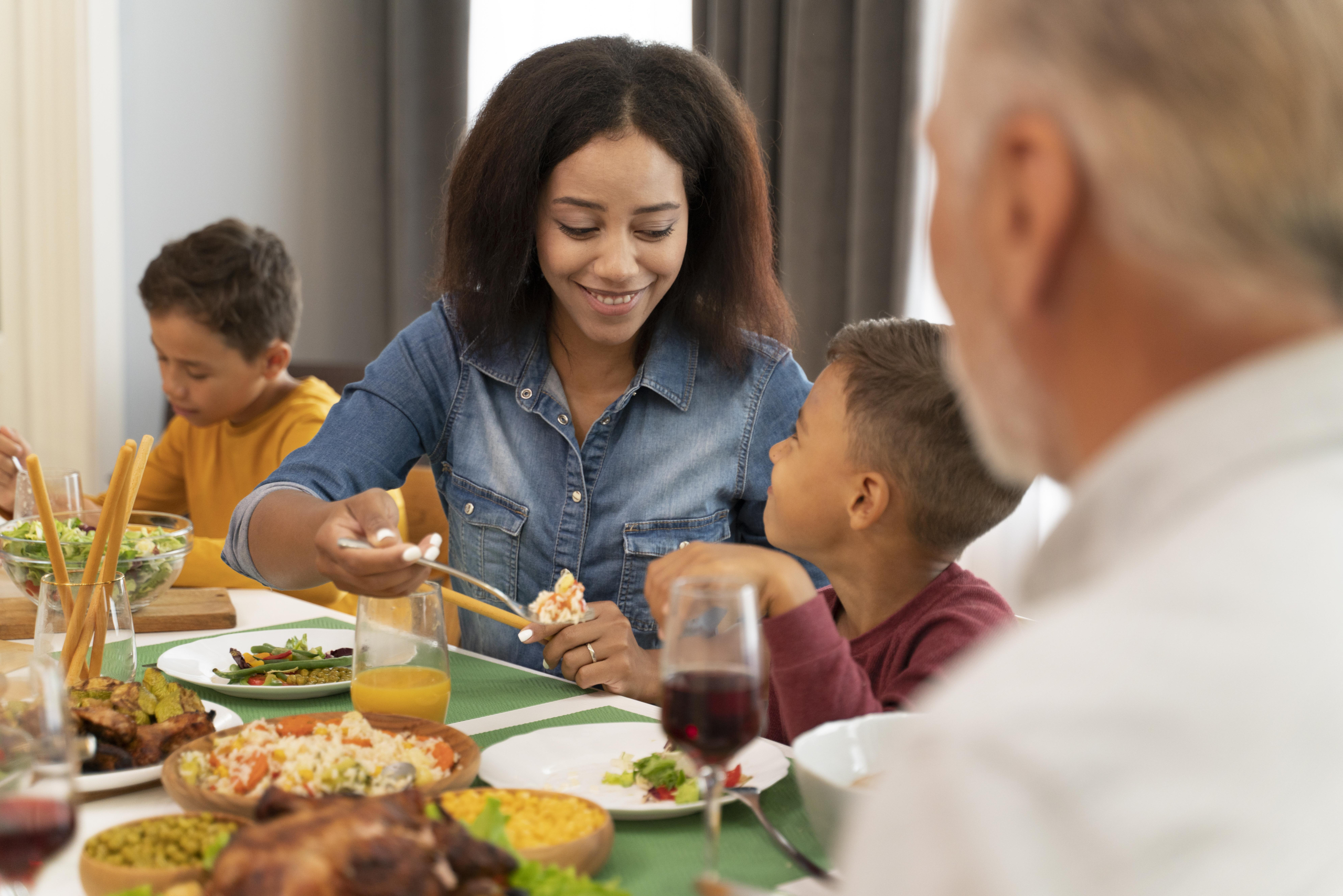 alimentação em família - Mamãe & Cia