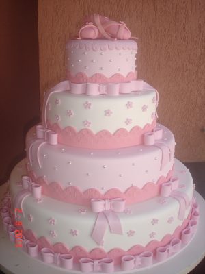 bolo de aniversário bailaria